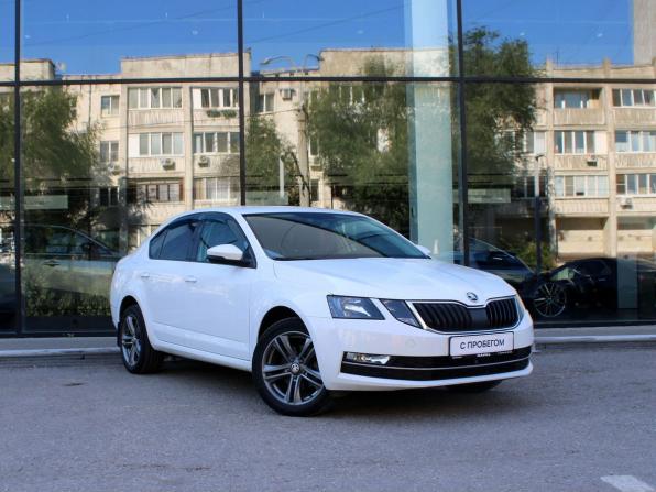 Skoda Octavia III (A7) Рестайлинг с пробегом 2017 года, цена 1 794 000 рублей, 170000 км, лифтбек, Автокод Объявления