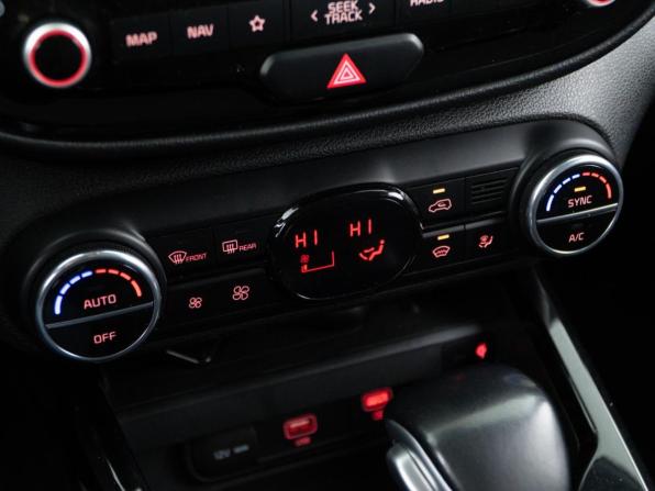 Kia Soul III с пробегом 2020 года, цена 2 266 444 рубля, 68534 км, хэтчбек, Автокод Объявления
