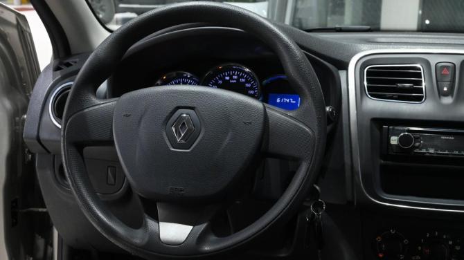 Renault Logan II с пробегом 2017 года, цена 775 000 рублей, 61741 км, седан, Автокод Объявления