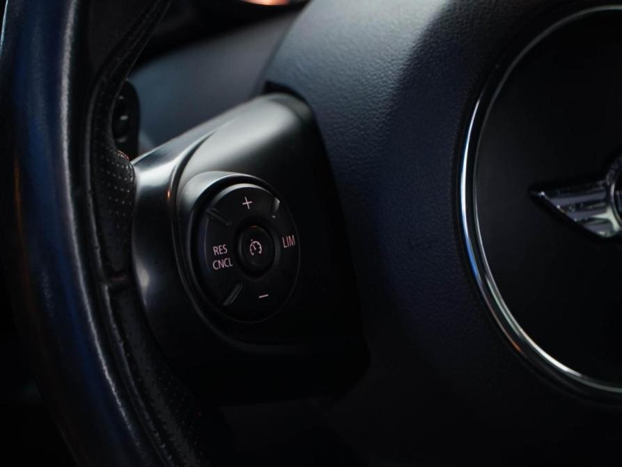Mini Hatch III (F55/F56) Москва  - изображение 11