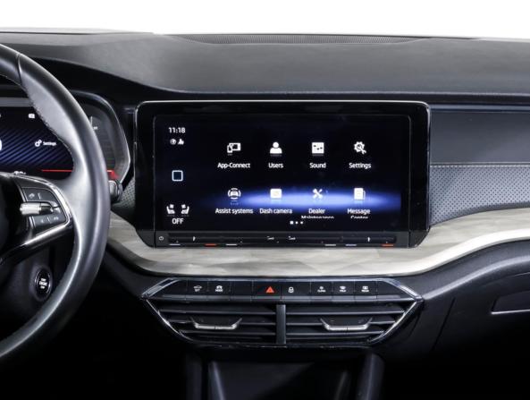 Skoda Octavia IV (A8) с пробегом 2021 года, цена 2 498 000 рублей, 61691 км, лифтбек, Автокод Объявления