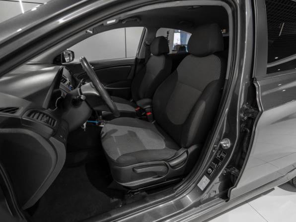 Hyundai Solaris I с пробегом 2013 года, цена 795 000 рублей, 149695 км, седан, Автокод Объявления