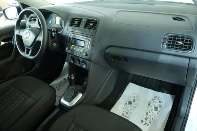 Volkswagen Polo V Рестайлинг с пробегом 2019 года, цена 1 179 000 рублей, 86800 км, седан, Автокод Объявления