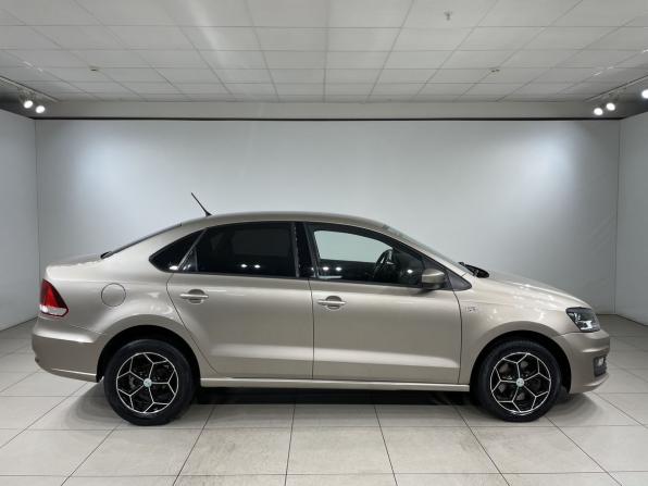 Volkswagen Polo V Рестайлинг с пробегом 2016 года, цена 1 099 000 рублей, 145766 км, седан, Автокод Объявления