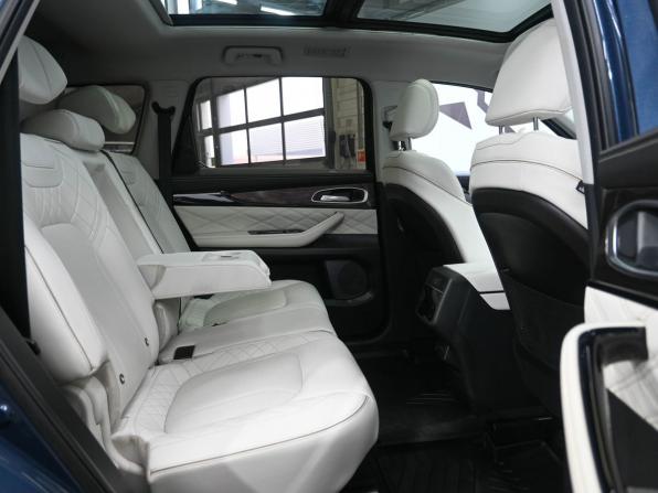 Exeed VX I с пробегом 2022 года, цена 2 649 900 рублей, 114681 км, внедорожник, Автокод Объявления