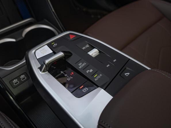 BMW X1 III (U11/U12) с пробегом 2025 года, цена 5 300 000 рублей, 1737 км, внедорожник, Автокод Объявления