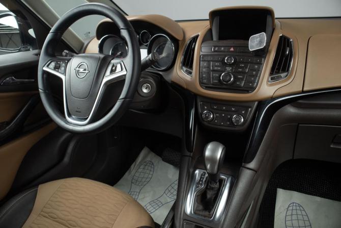 Opel Zafira C с пробегом 2014 года, цена 1 279 000 рублей, 114000 км, компактвэн, Автокод Объявления