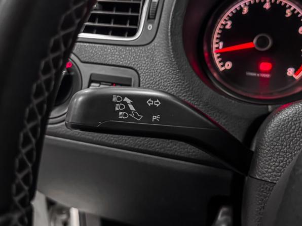 Volkswagen Polo V с пробегом 2013 года, цена 649 000 рублей, 231306 км, седан, Автокод Объявления