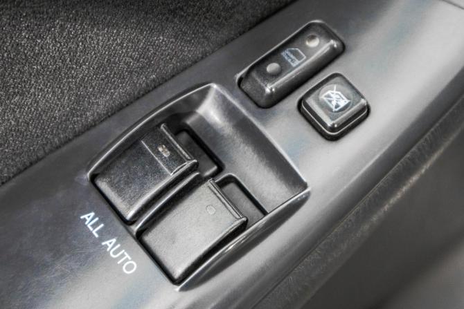 Toyota Corolla IX (E120 E130) Рестайлинг с пробегом 2004 года, цена 499 000 рублей, 331600 км, седан, Автокод Объявления