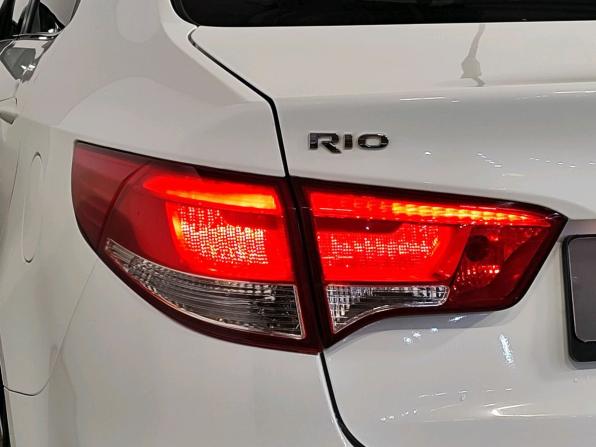 Kia Rio III Рестайлинг с пробегом 2015 года, цена 1 189 000 рублей, 88191 км, седан, Автокод Объявления