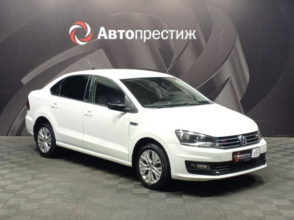 Volkswagen Polo V Рестайлинг с пробегом 2017 года, цена 899 000 рублей, 177697 км, седан, Автокод Объявления