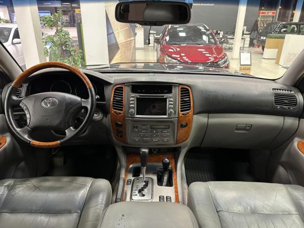 Toyota Land Cruiser 100 Series Рестайлинг 2 с пробегом 2007 года, цена 1 653 000 рублей, 278350 км, внедорожник, Автокод Объявления