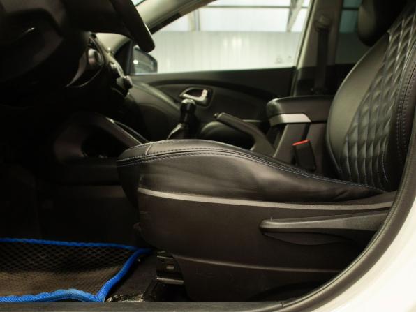 Hyundai ix35 I с пробегом 2012 года, цена 1 140 000 рублей, 209748 км, внедорожник, Автокод Объявления
