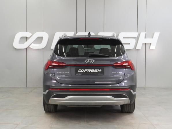 Hyundai Santa Fe IV Рестайлинг с пробегом 2022 года, цена 3 250 000 рублей, 108947 км, внедорожник, Автокод Объявления