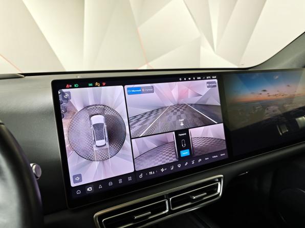 Li Auto (Lixiang) L6 с пробегом 2025 года, цена 5 655 000 рублей, 30700 км, внедорожник, Автокод Объявления