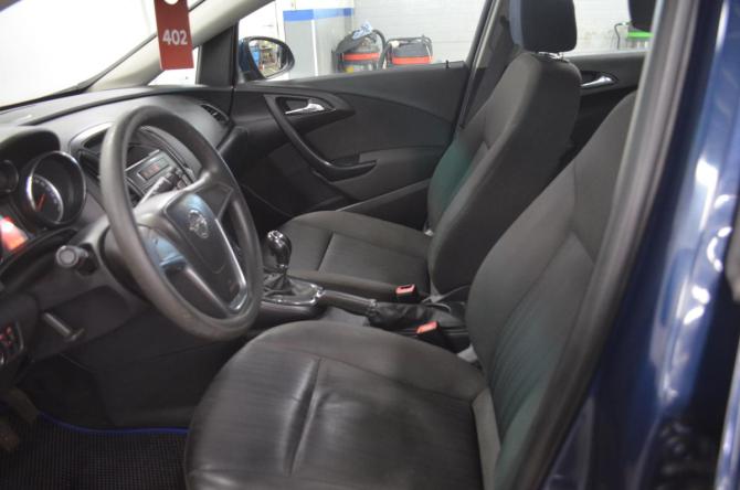 Opel Astra J с пробегом 2011 года, цена 520 000 рублей, 101000 км, хэтчбек, Автокод Объявления