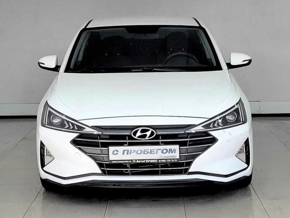 Hyundai Avante VI Рестайлинг с пробегом 2019 года, цена 1 635 000 рублей, 105434 км, седан, Автокод Объявления