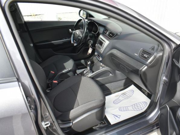 Kia Rio III Рестайлинг с пробегом 2016 года, цена 1 299 000 рублей, 54800 км, седан, Автокод Объявления