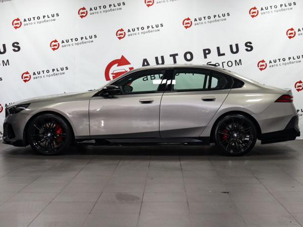 BMW 5 серии VIII (G60/G61/G68) с пробегом 2023 года, цена 10 699 000 рублей, 21308 км, седан, Автокод Объявления