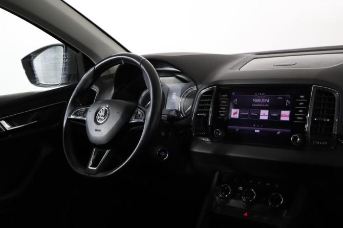Skoda Karoq I с пробегом 2018 года, цена 1 599 990 рублей, 204884 км, внедорожник, Автокод Объявления