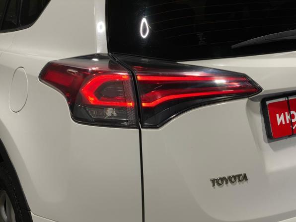 Toyota RAV4 IV (XA40) Рестайлинг с пробегом 2016 года, цена 2 110 000 рублей, 168554 км, внедорожник, Автокод Объявления