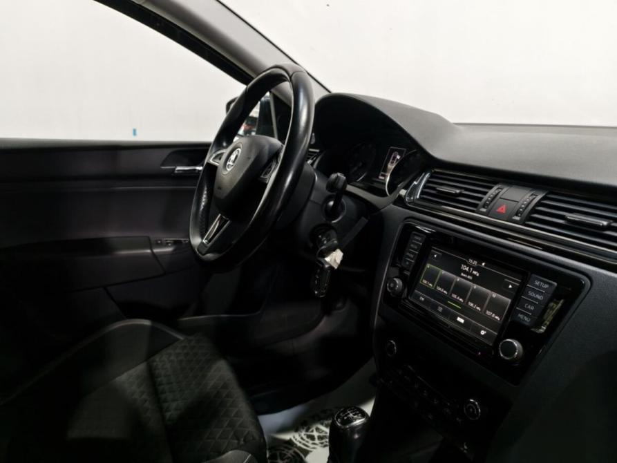 Skoda Rapid I Курск  - изображение 6
