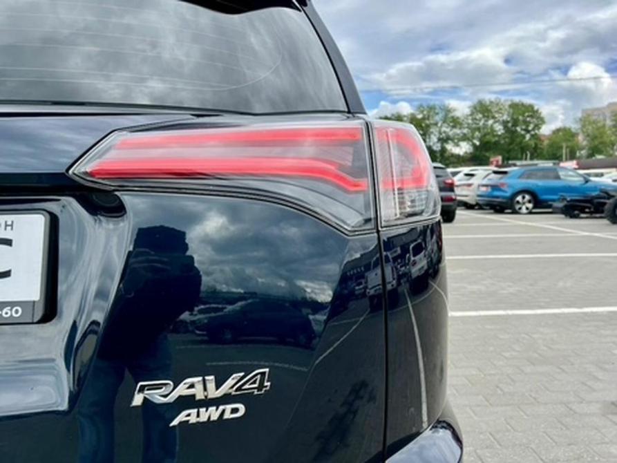 Toyota RAV4 IV (XA40) Рестайлинг Киров  - изображение 8