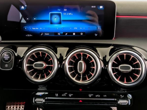 Mercedes-Benz A-Класс IV (W177) с пробегом 2019 года, цена 2 400 000 рублей, 82781 км, седан, Автокод Объявления