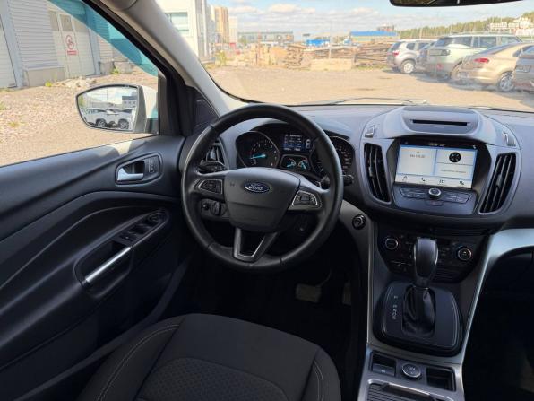 Ford Kuga II Рестайлинг с пробегом 2018 года, цена 1 725 000 рублей, 128200 км, внедорожник, Автокод Объявления