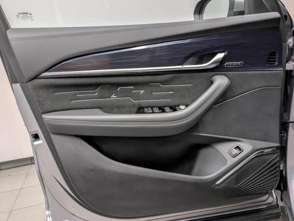 Geely Monjaro I с пробегом 2025 года, цена 4 100 000 рублей, 6013 км, внедорожник, Автокод Объявления