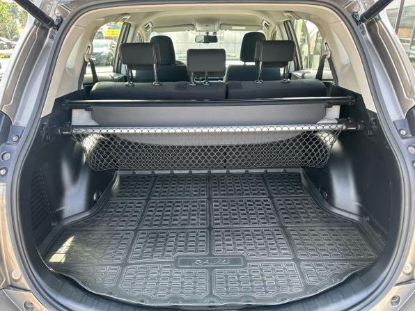 Toyota RAV4 IV (XA40) Рестайлинг с пробегом 2016 года, цена 2 490 000 рублей, 186988 км, внедорожник, Автокод Объявления