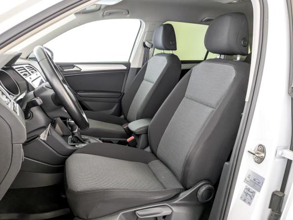 Volkswagen Tiguan II Рестайлинг с пробегом 2022 года, цена 2 850 000 рублей, 30461 км, внедорожник, Автокод Объявления