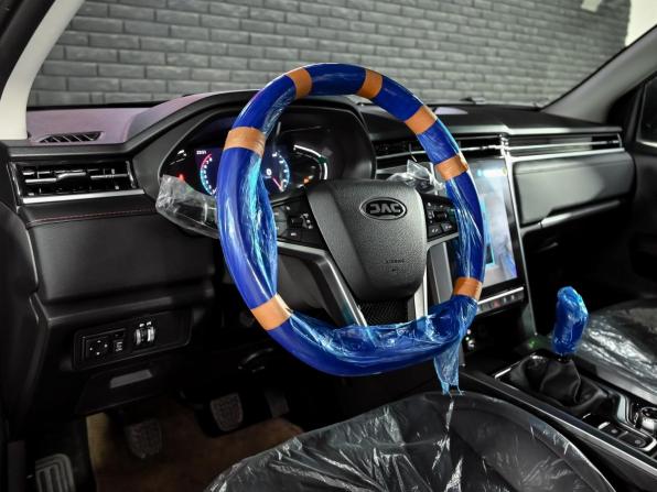 JAC T8 Pro с пробегом 2024 года, цена 3 175 000 рублей, 192 км, пикап, Автокод Объявления