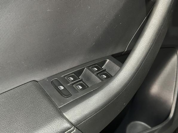 Skoda Rapid I Рестайлинг с пробегом 2019 года, цена 1 190 000 рублей, 174632 км, лифтбек, Автокод Объявления