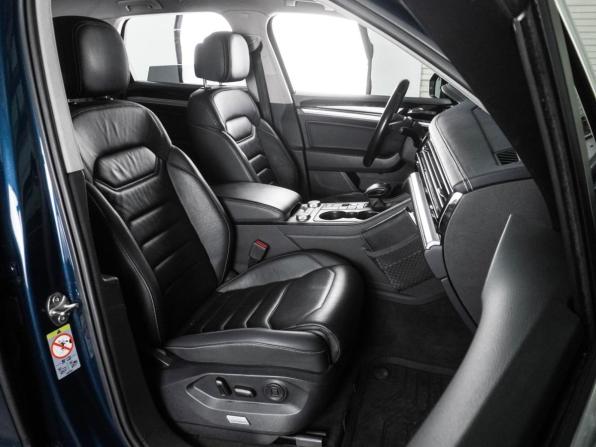 Volkswagen Touareg III с пробегом 2018 года, цена 3 599 000 рублей, 249749 км, внедорожник, Автокод Объявления