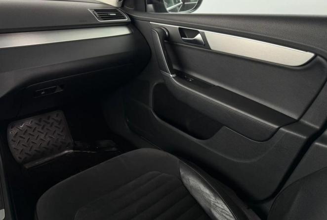 Volkswagen Passat B7 с пробегом 2012 года, цена 995 000 рублей, 280781 км, универсал, Автокод Объявления
