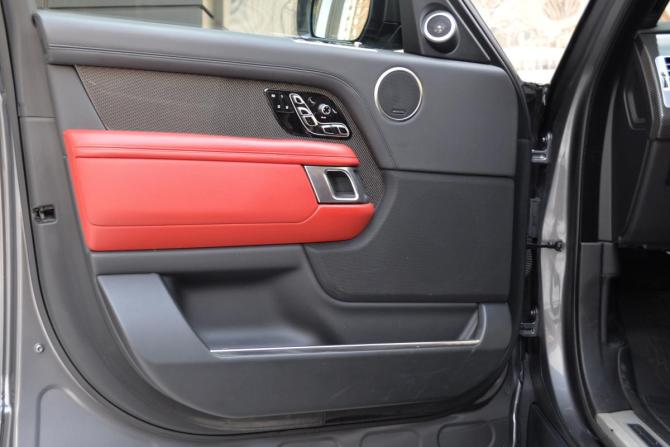 Land Rover Range Rover IV Рестайлинг с пробегом 2018 года, цена 11 350 000 рублей, 74843 км, внедорожник, Автокод Объявления