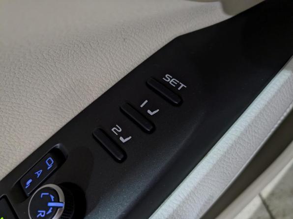 Toyota Camry VIII (XV70) Рестайлинг с пробегом 2021 года, цена 3 200 000 рублей, 80346 км, седан, Автокод Объявления