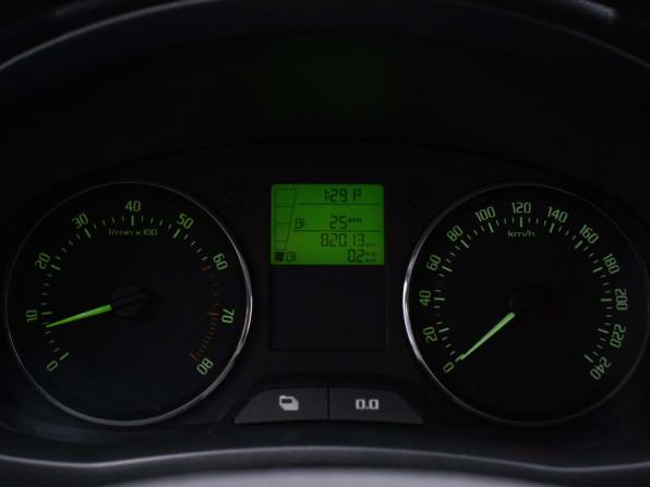 Skoda Fabia II Рестайлинг с пробегом 2011 года, цена 780 000 рублей, 82012 км, хэтчбек, Автокод Объявления