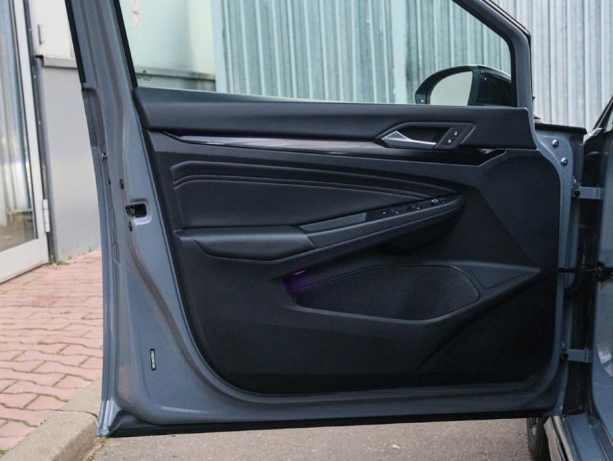 Volkswagen Golf VIII Москва  - изображение 16