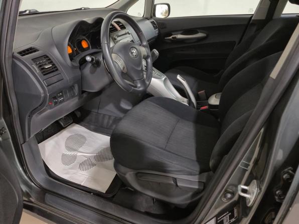 Toyota Auris I с пробегом 2007 года, цена 645 000 рублей, 219692 км, хэтчбек, Автокод Объявления