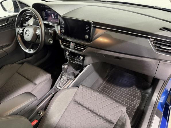 Skoda Rapid II с пробегом 2022 года, цена 1 849 800 рублей, 73000 км, лифтбек, Автокод Объявления