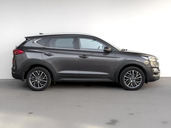 Hyundai Tucson III Рестайлинг с пробегом 2019 года, цена 2 340 000 рублей, 95268 км, внедорожник, Автокод Объявления