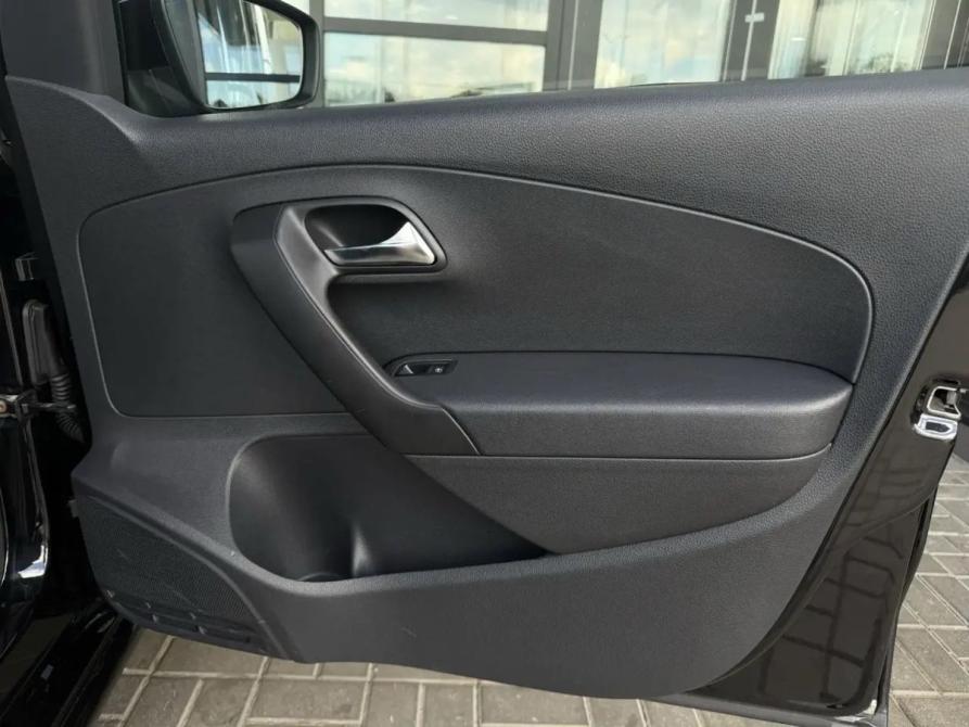 Volkswagen Polo V Рестайлинг Волгоград  - изображение 21