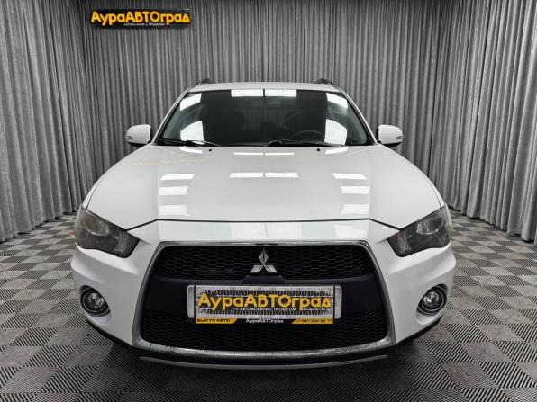 Mitsubishi Outlander II Рестайлинг с пробегом 2011 года, цена 1 250 000 рублей, 263114 км, внедорожник, Автокод Объявления