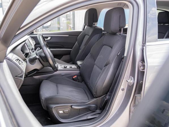 Renault Talisman I с пробегом 2019 года, цена 1 821 000 рублей, 105786 км, универсал, Автокод Объявления