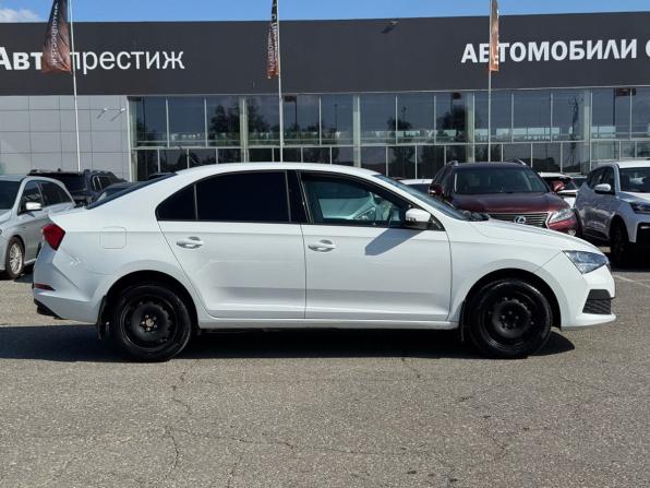 Skoda Rapid II с пробегом 2021 года, цена 1 389 000 рублей, 66000 км, лифтбек, Автокод Объявления