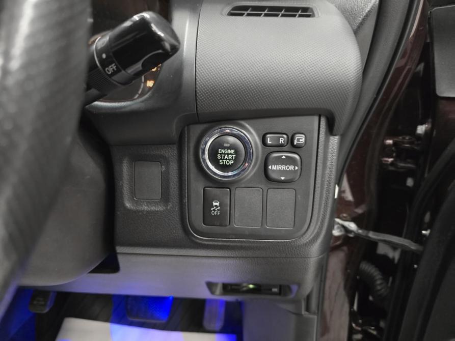 Toyota Wish II Красноярск  - изображение 20