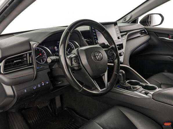 Toyota Camry VIII (XV70) Рестайлинг с пробегом 2021 года, цена 3 400 000 рублей, 99478 км, седан, Автокод Объявления