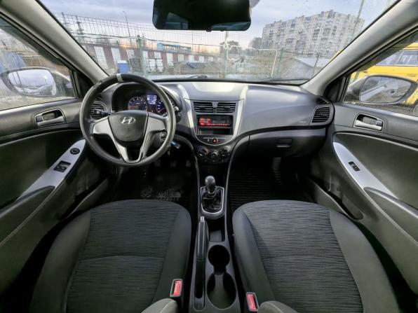 Hyundai Solaris I Рестайлинг с пробегом 2014 года, цена 579 000 рублей, 236000 км, хэтчбек, Автокод Объявления
